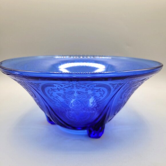 1930s Royal Lace Hazel Atlas Cobalt Blue Salad Bowl Three Toed Depression Era - Picture 1 of 7